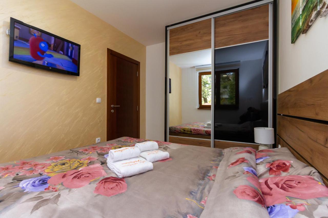 Lux Nikolina Apartment *