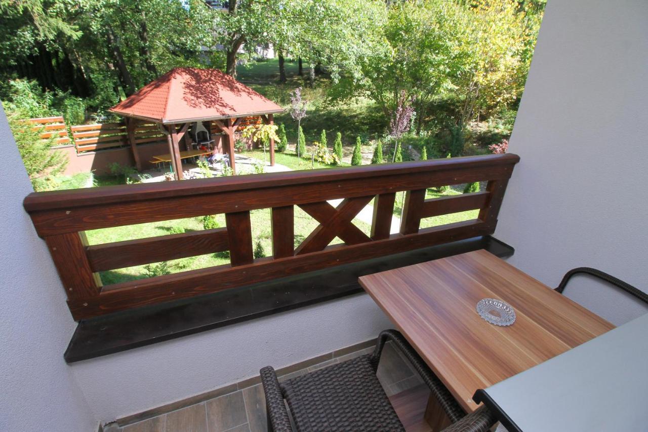 Lux Nikolina Apartment *